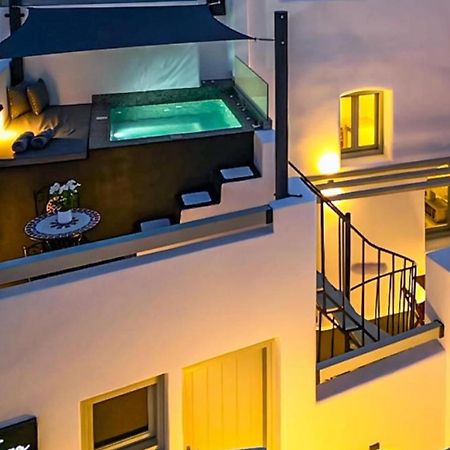 Tiara Suites Santorini Fira  Extérieur photo